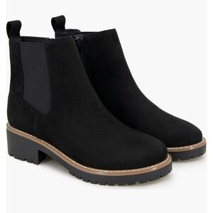 KENSIE Kayla Lug Boot